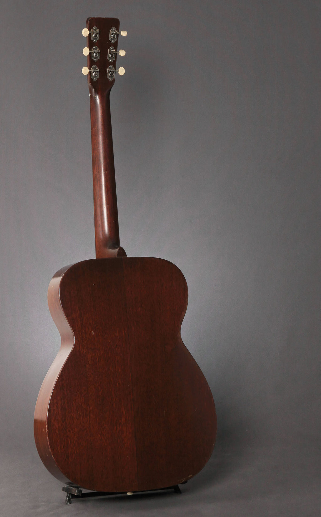 1958 Martin 00-17