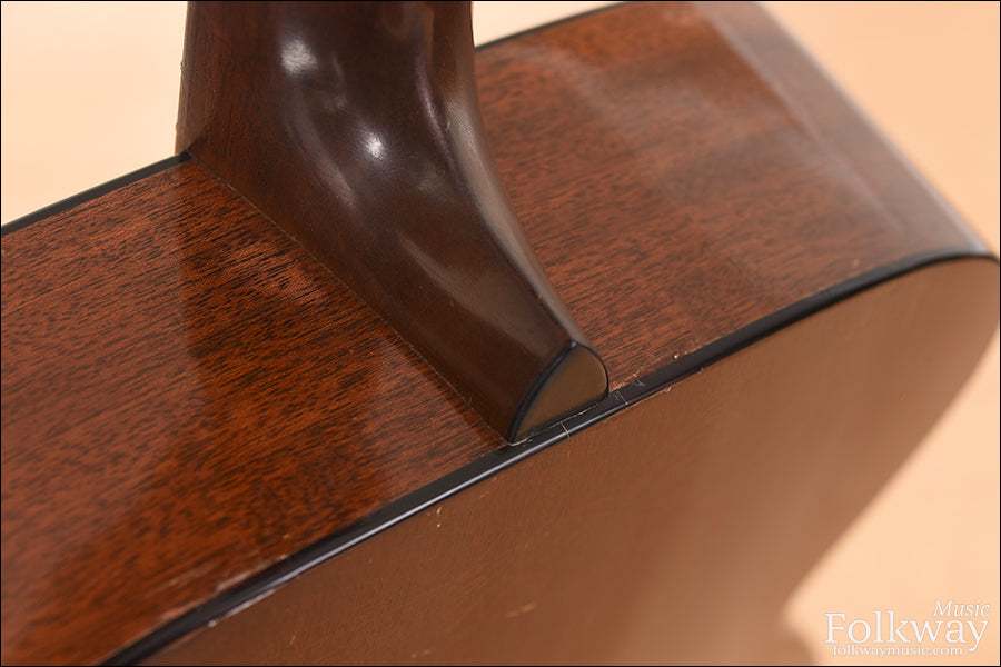 1944 Martin 000-18
