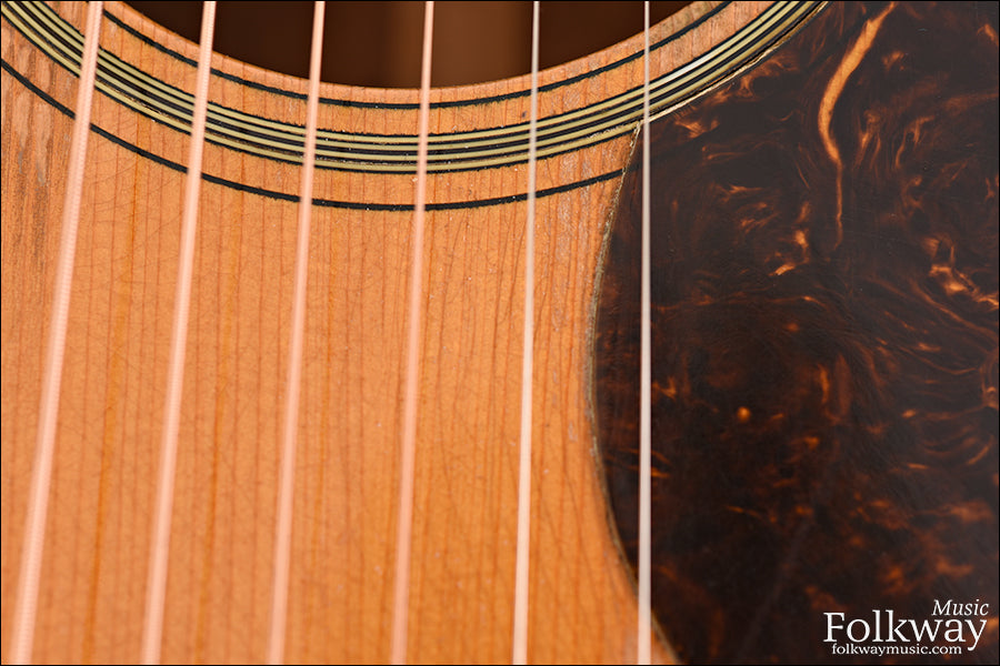 1944 Martin 000-18