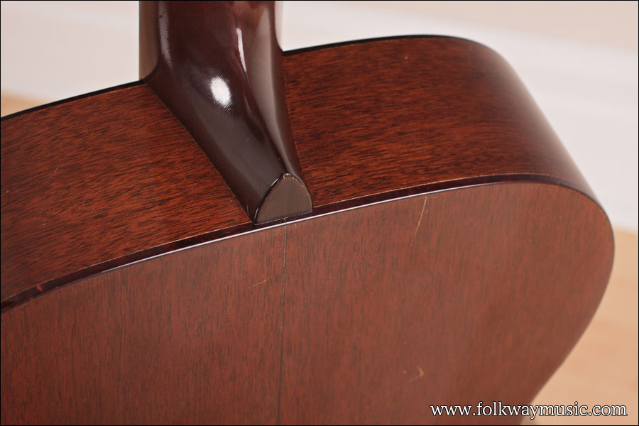 1952 Martin 000-18