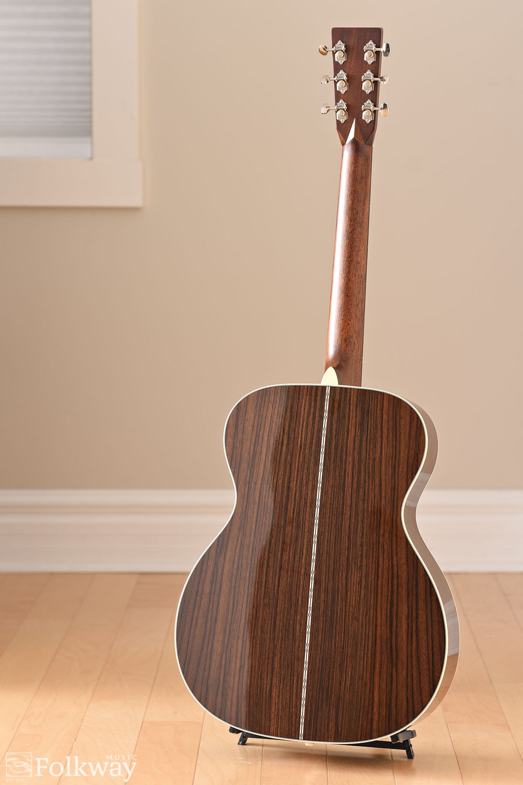 Martin 000-28 (discontinued spec)