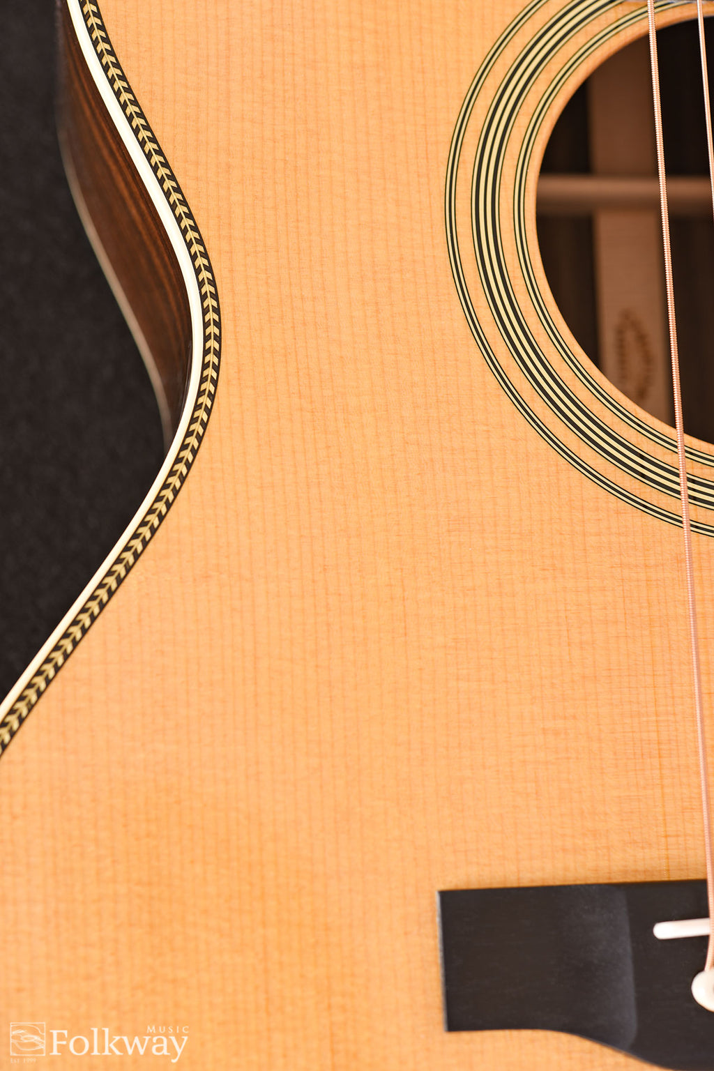 Martin 000-28 (discontinued spec)