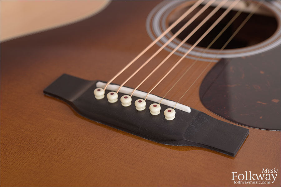 Martin 000-28 Ambertone (discontinued spec)