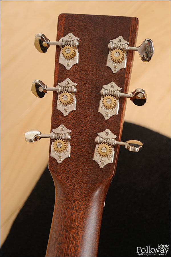Martin 00-15M Lefty (discontinued spec)