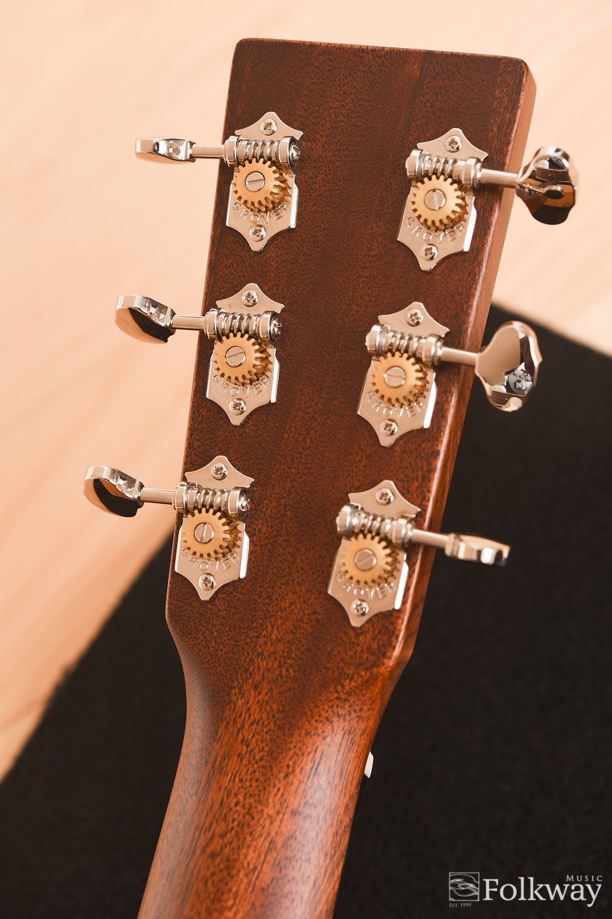 Martin 00-16E (discontinued spec)