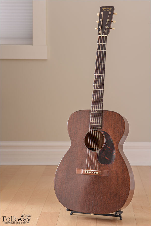 1958 Martin 00-17