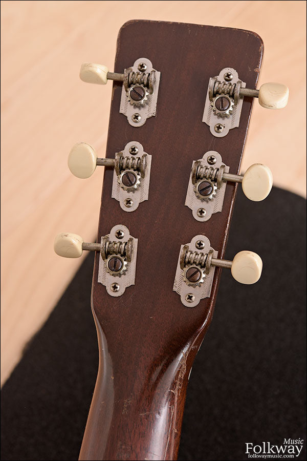 1958 Martin 00-17