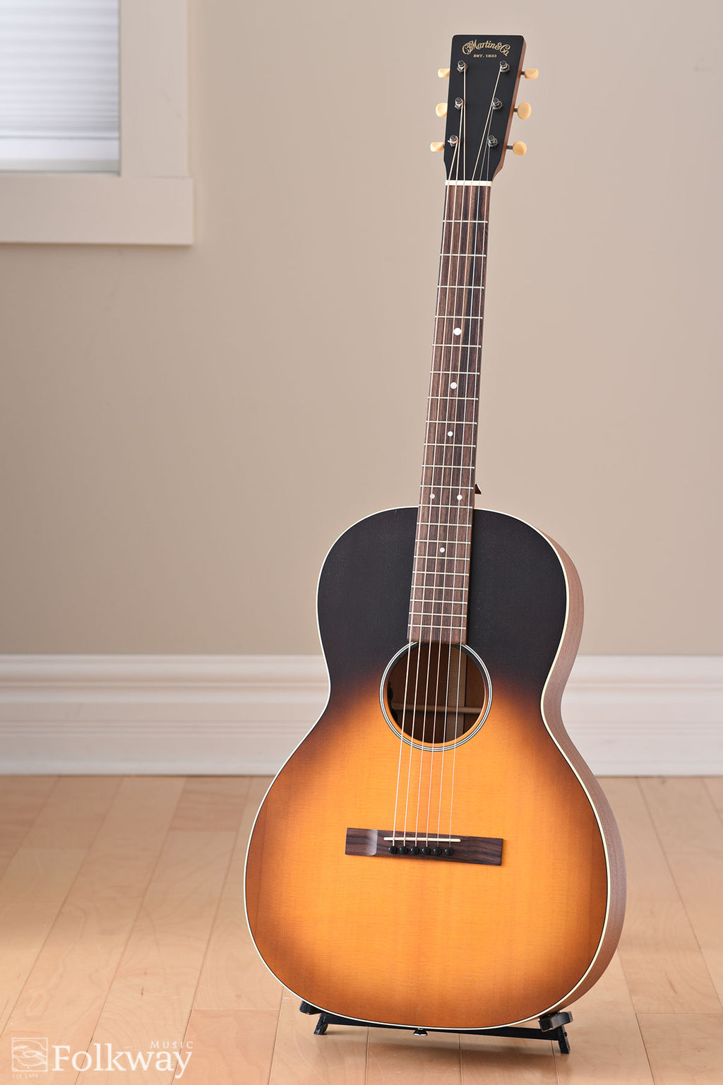 2016 Martin 00-17SE Whiskey Sunset