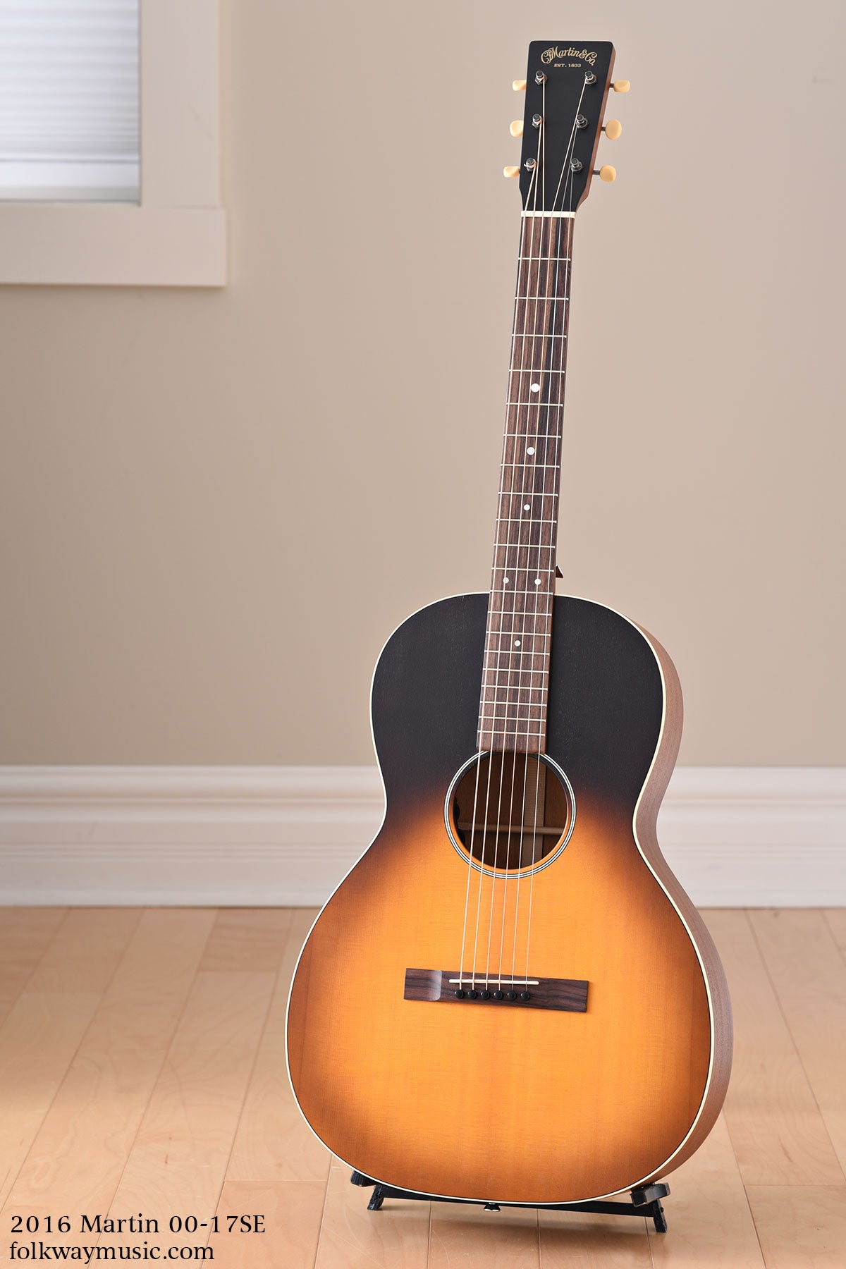 2016 Martin 00-17SE Whiskey Sunset