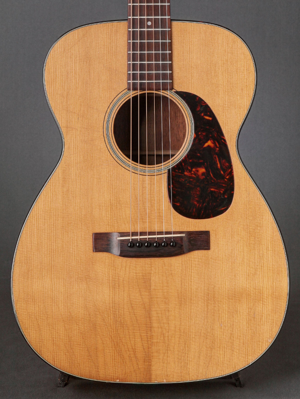 1963 Martin 00-18