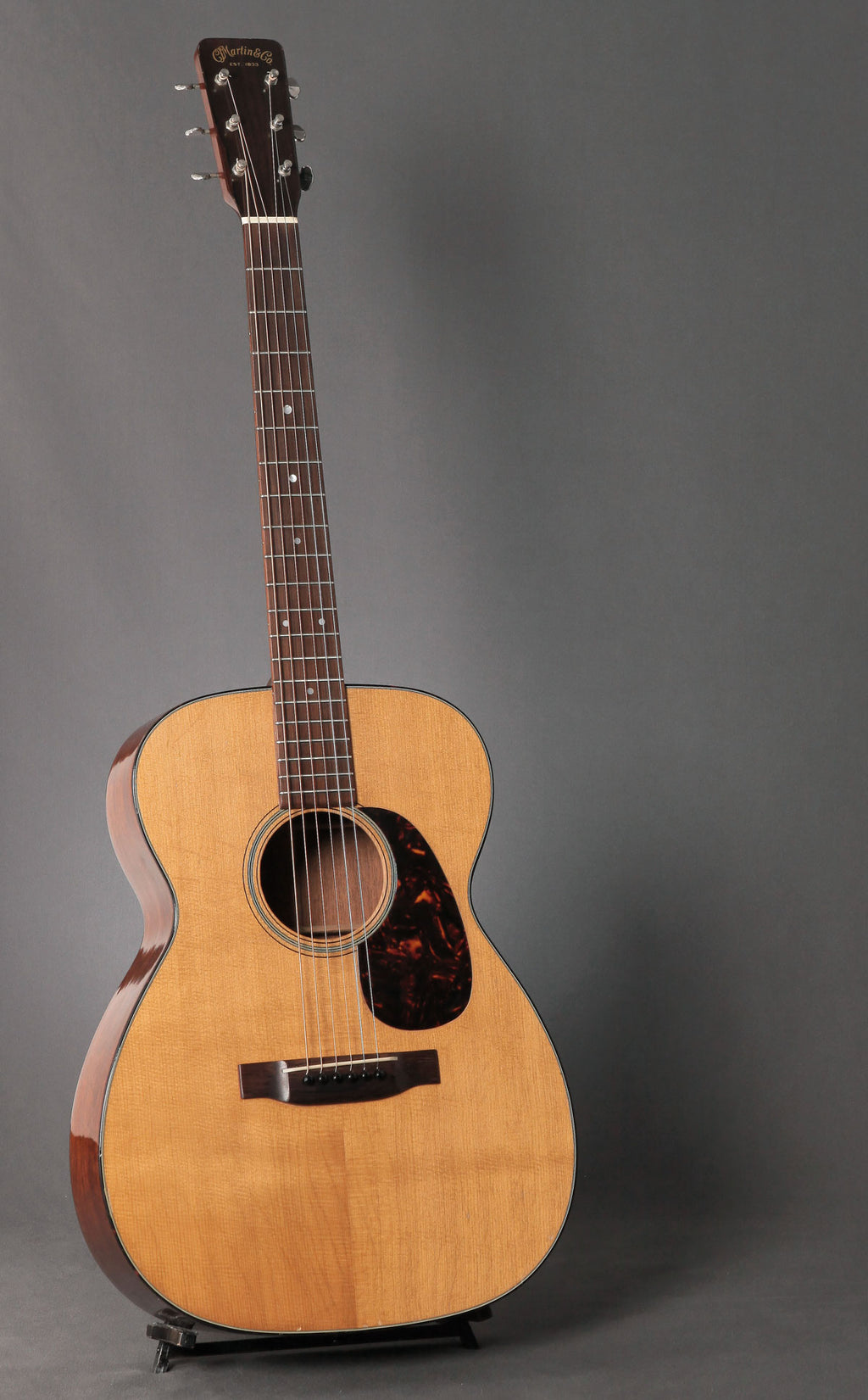 1963 Martin 00-18