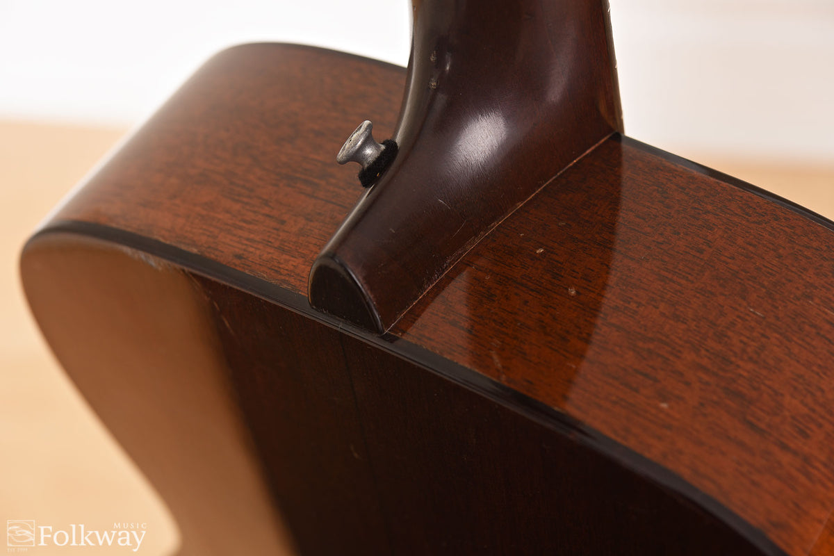 1950 Martin 00-18