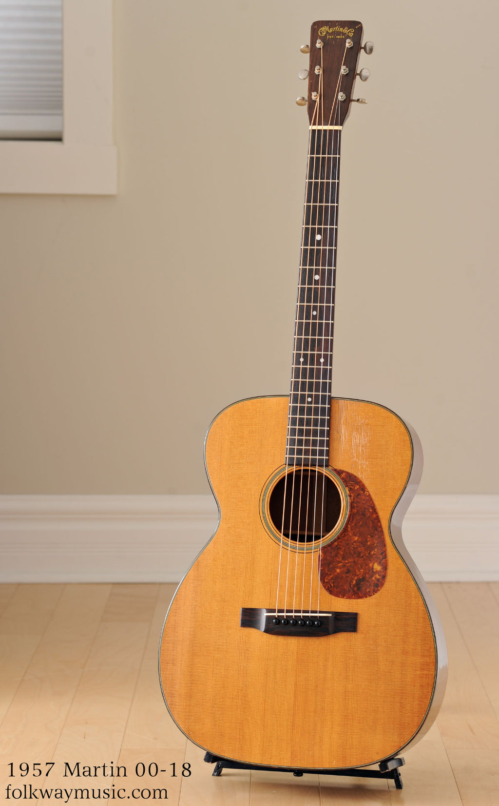 1957 Martin 00-18