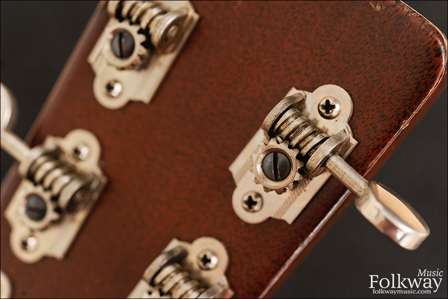 1957 Martin 00-18