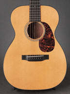 2010 Martin 00-18V