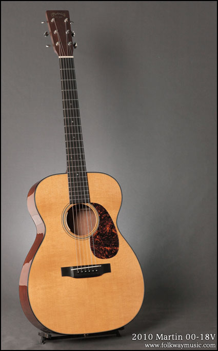 2010 Martin 00-18V