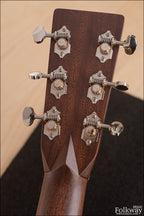 2017 Martin 00-28