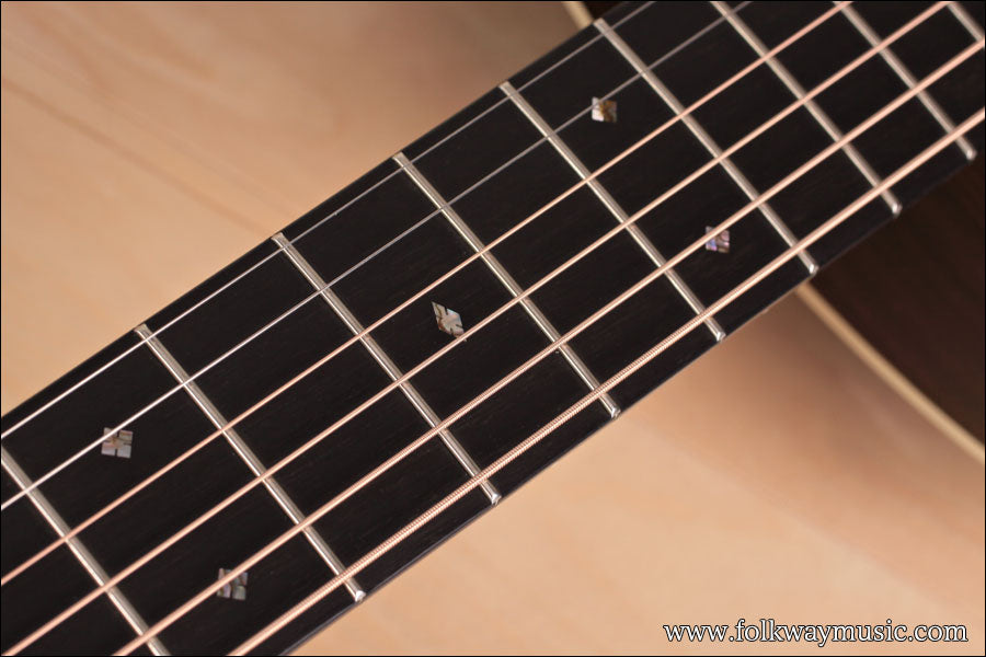 2013 Martin 000-28vs