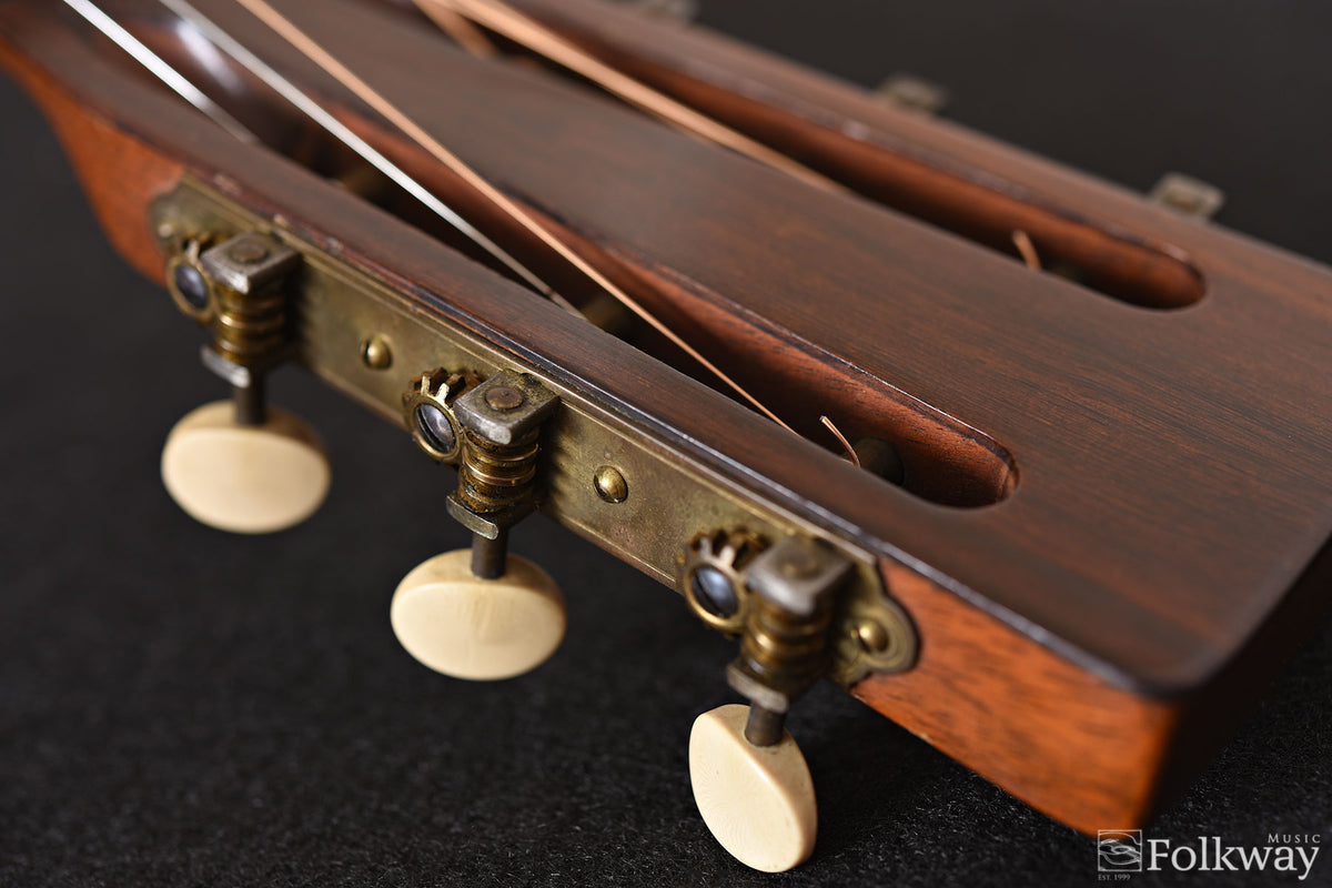 1931 Martin 0-18K