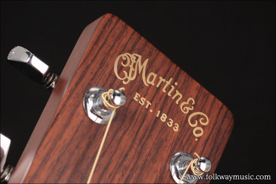 2001 Martin D-18