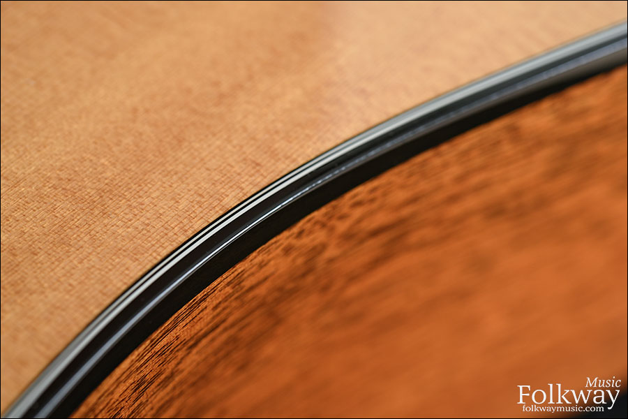 2011 Martin D-18