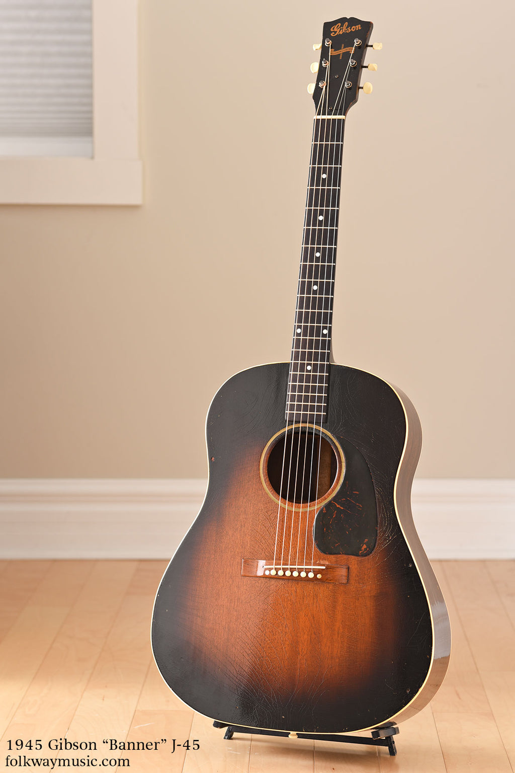 1945 Gibson Banner J-45