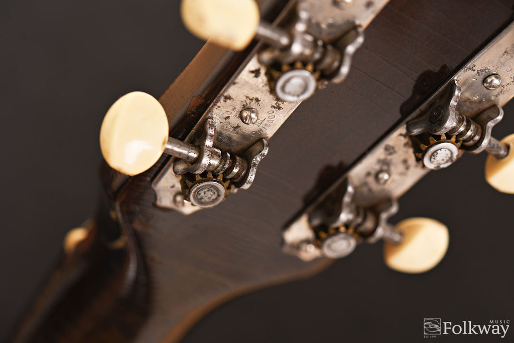 1945 Gibson Banner J-45