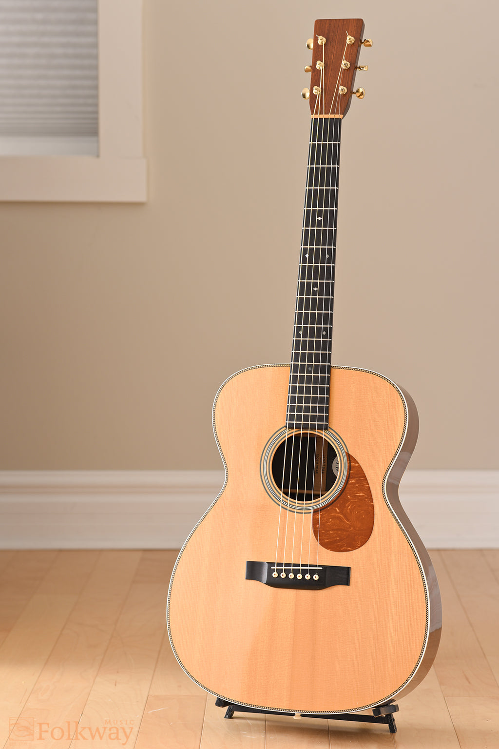 1983 Martin OM-28 Authentic