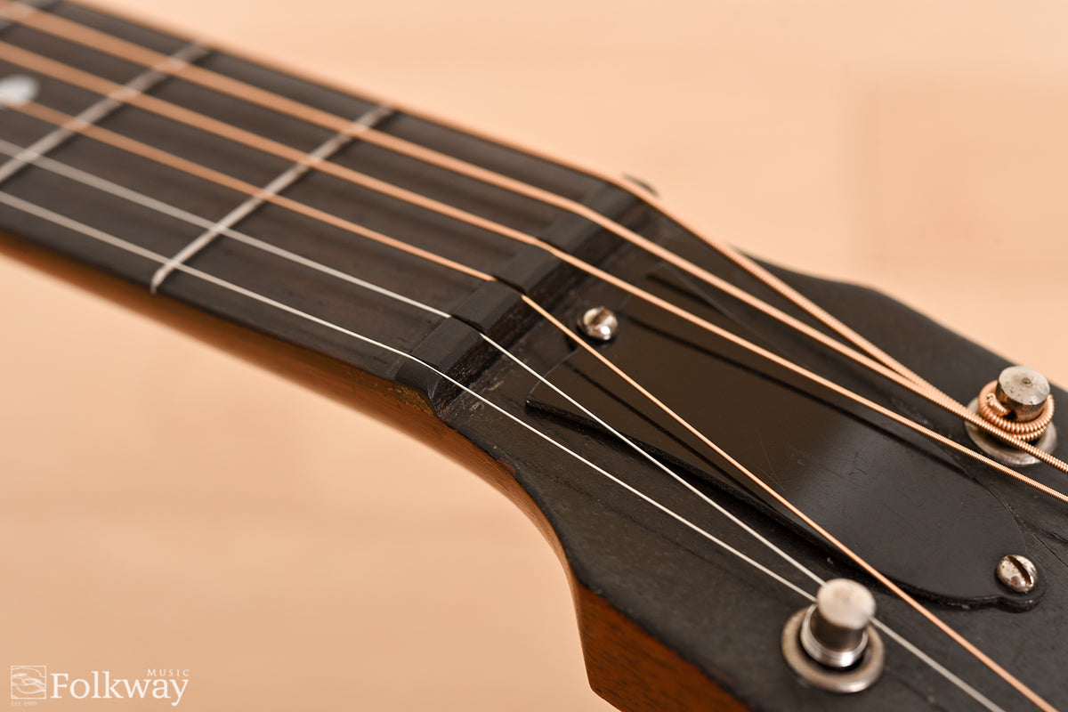 1930 Gibson L-0