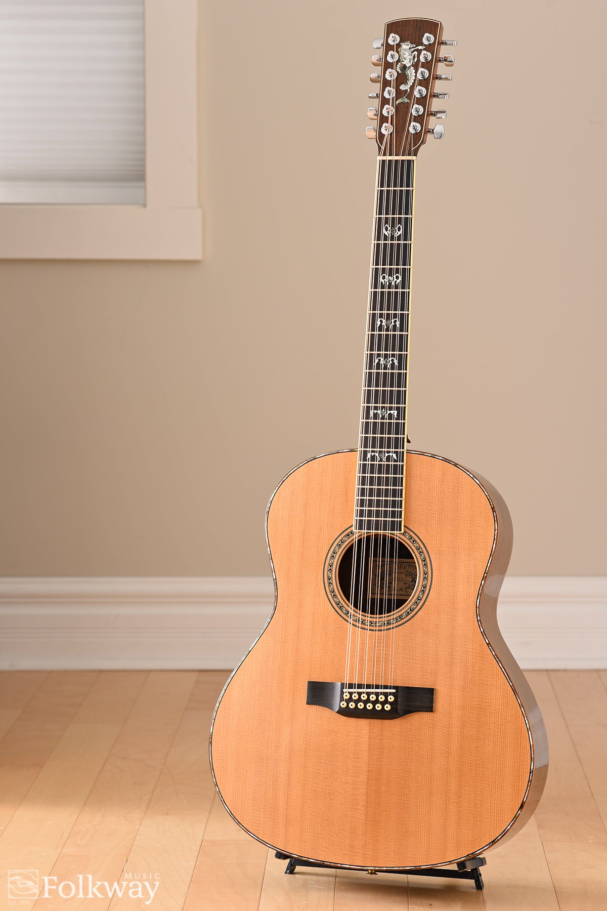 Larrivée L25 12 String