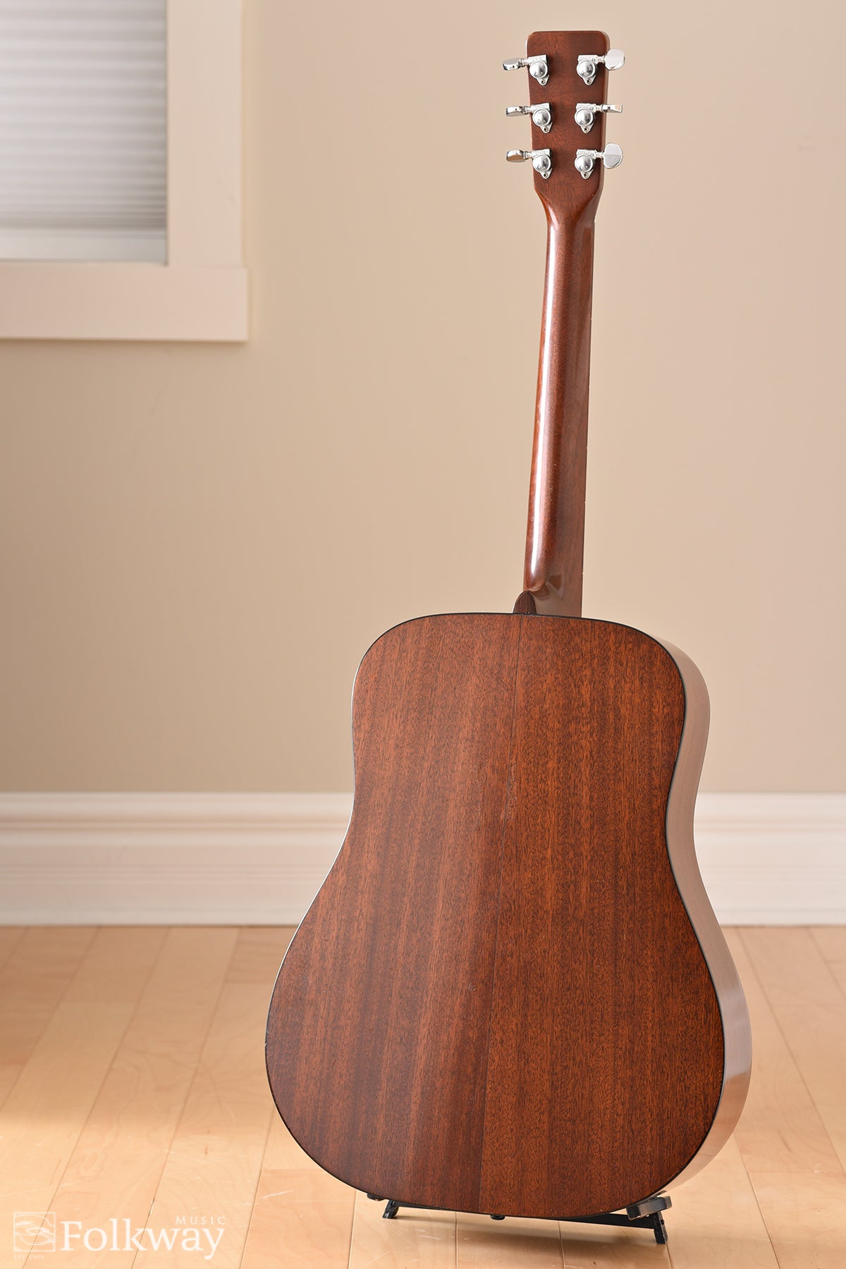 1967 Martin D-18