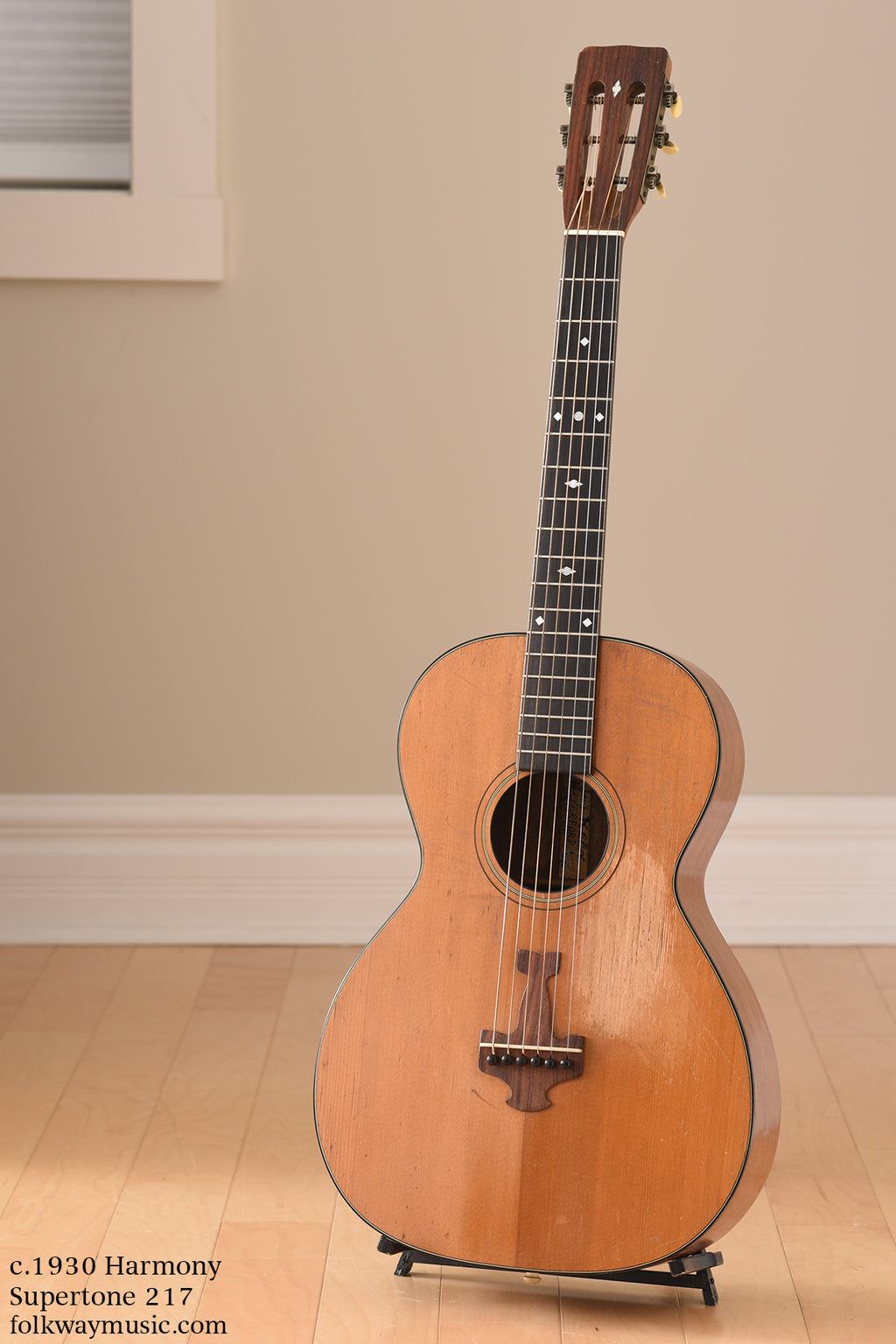 c.1930 Harmony Supertone 217