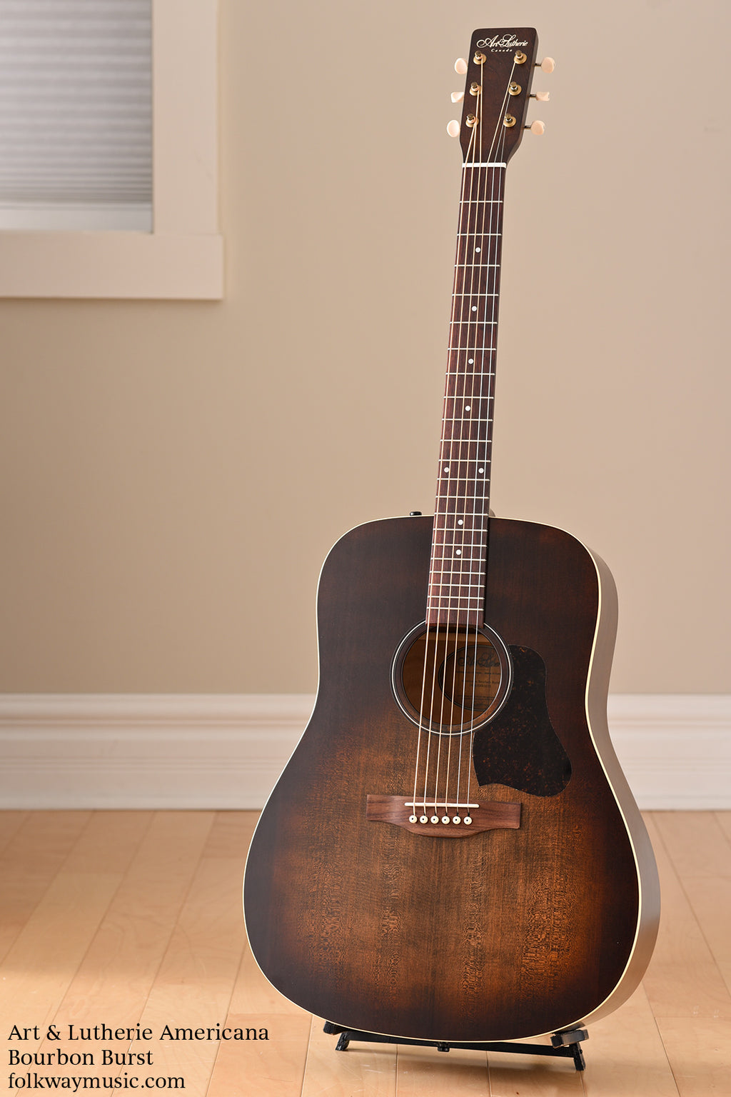 Art & Lutherie Americana Bourbon Burst