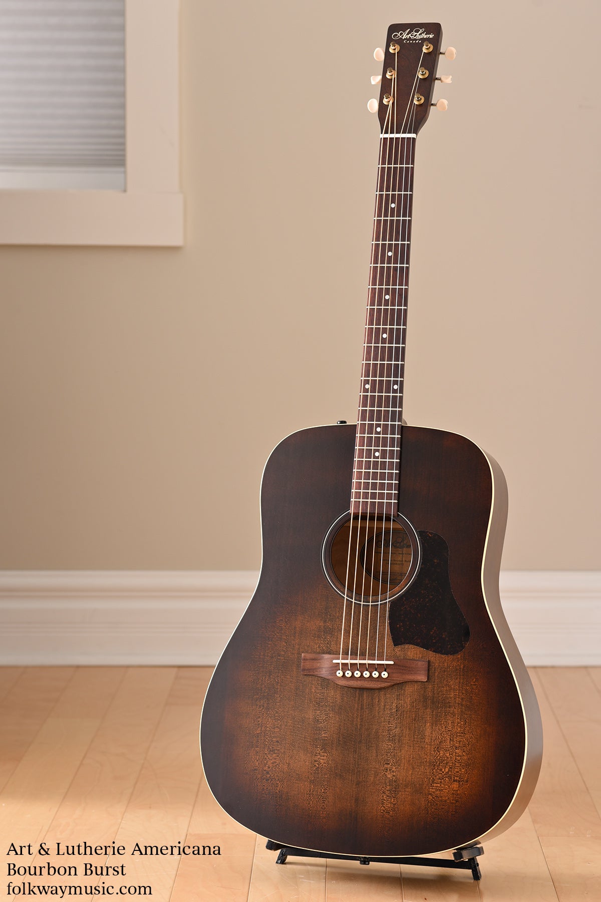 Art & Lutherie Americana Bourbon Burst