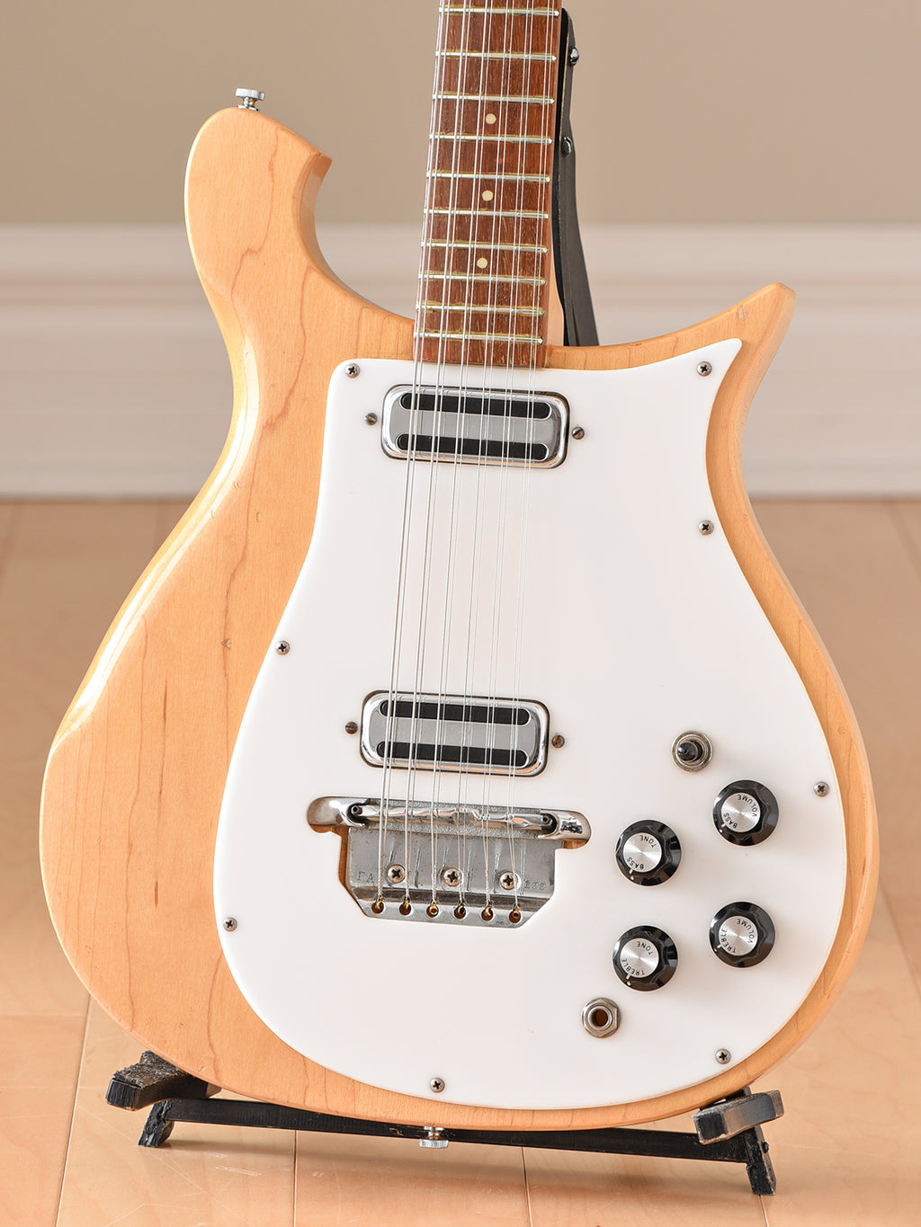 1966 Rickenbacker 450/12 Mapleglo