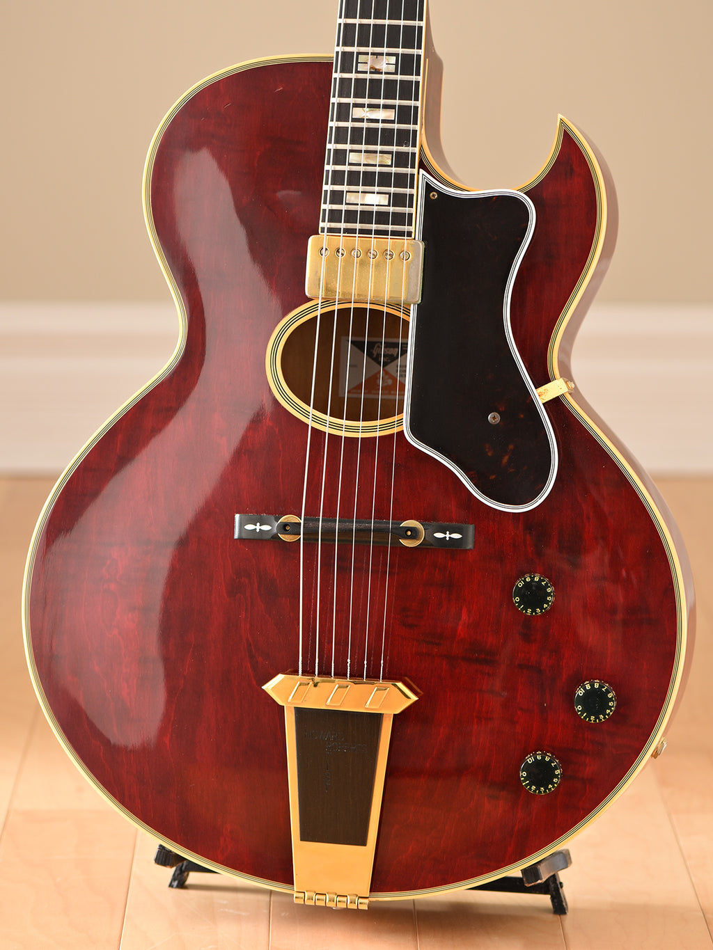 1977 Gibson Howard Roberts Artist