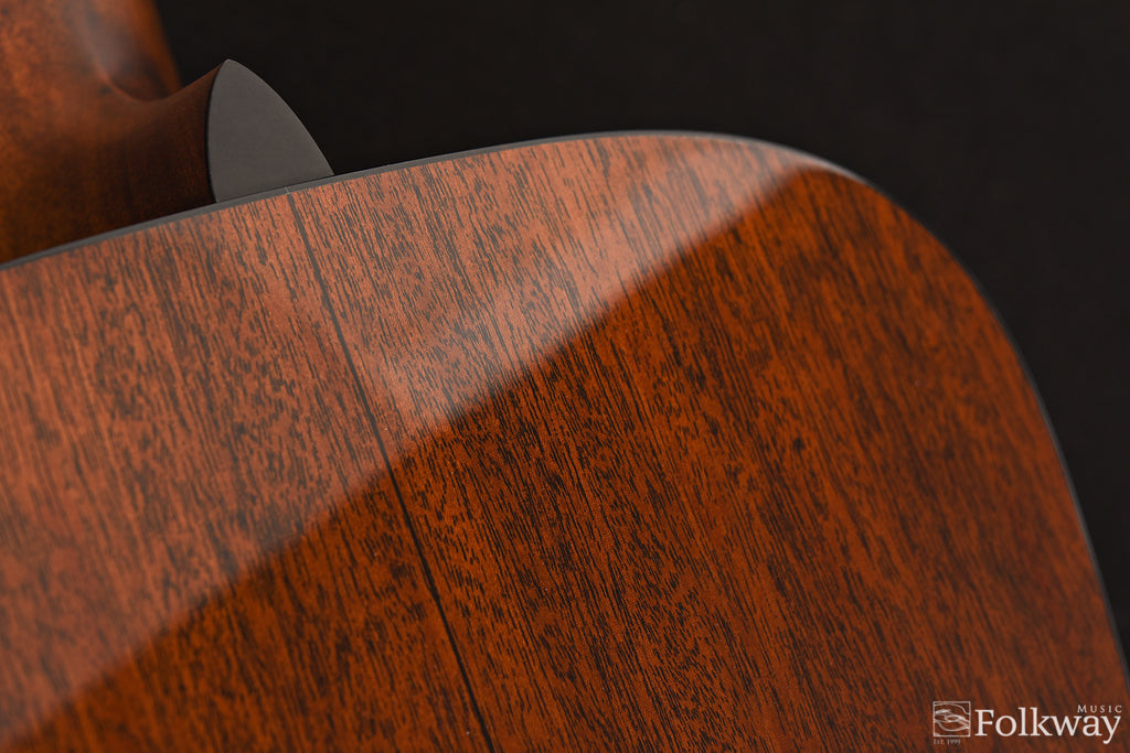 Martin D-18 Lefty (discontinued spec)
