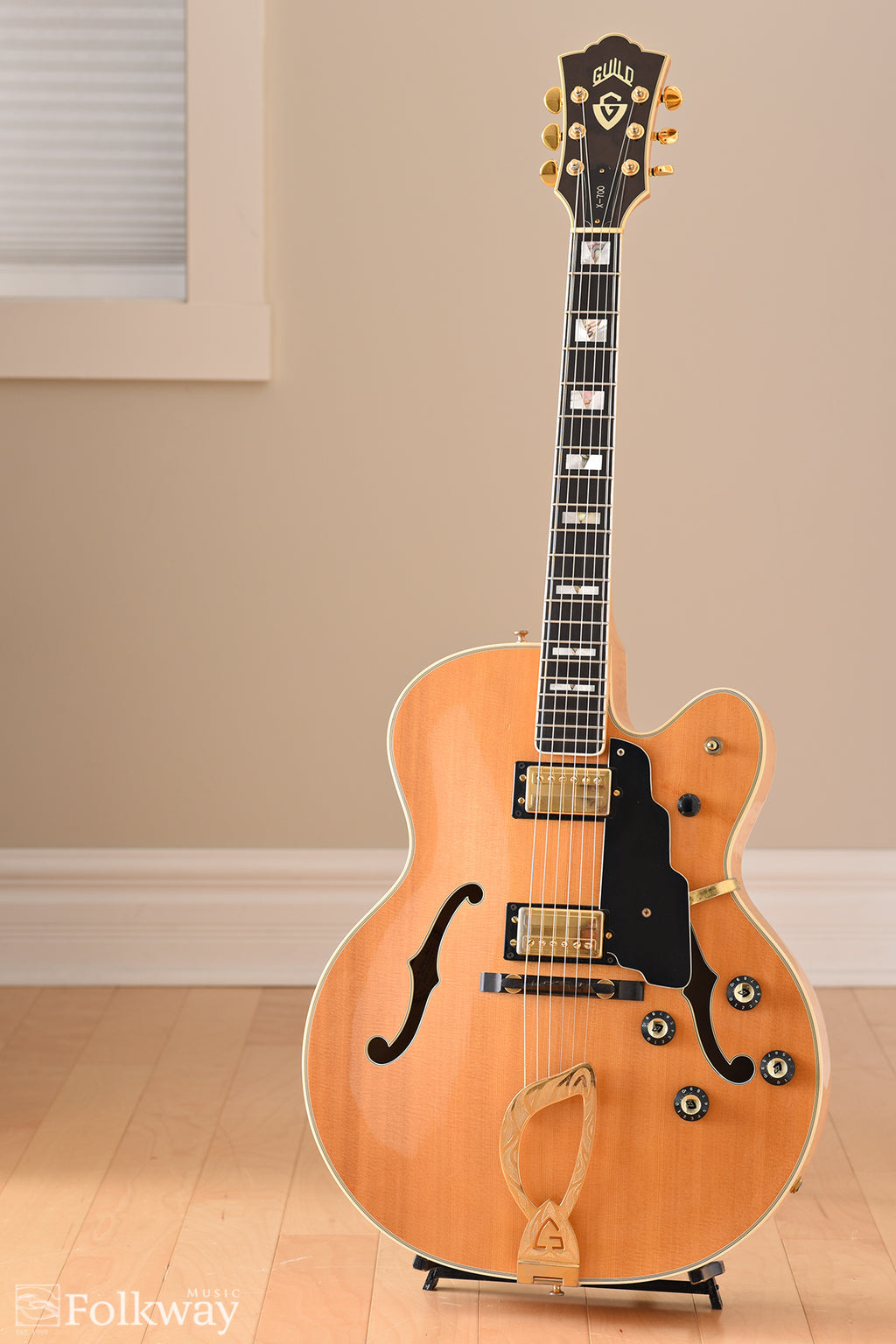 1994 Guild X-700