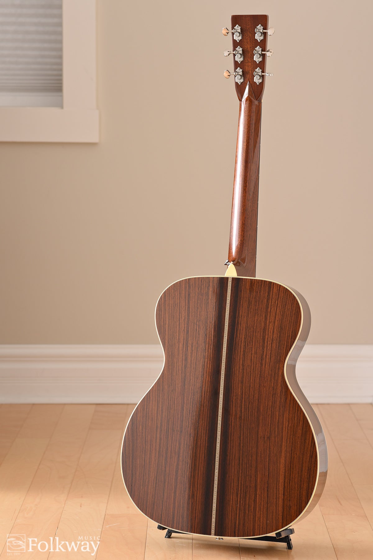 2002 Martin 000-28 EC