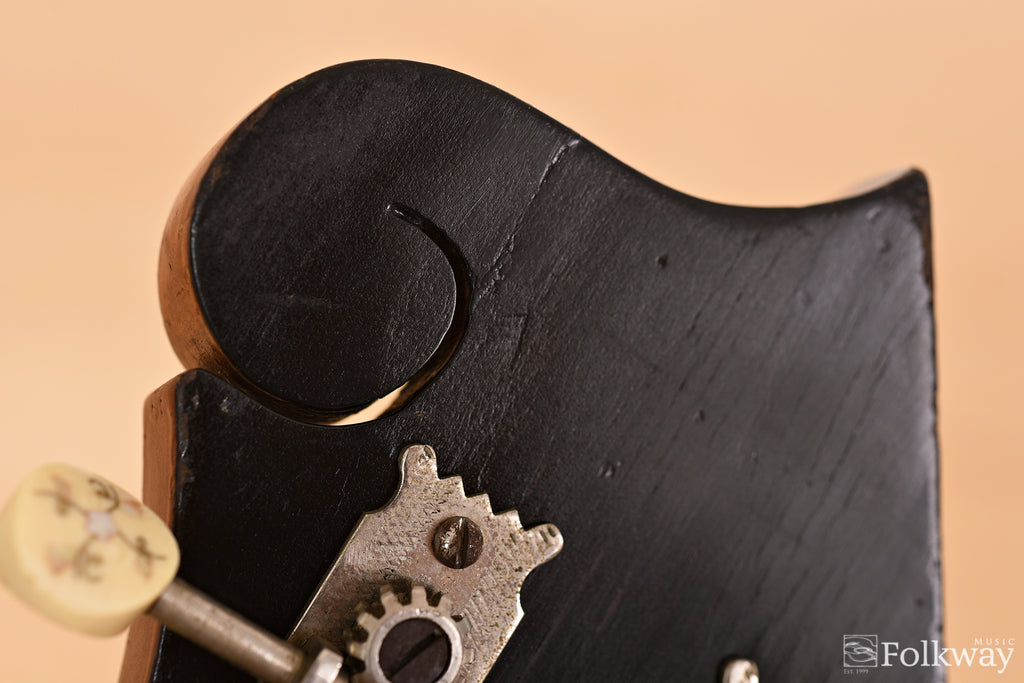 1911 Gibson F-2