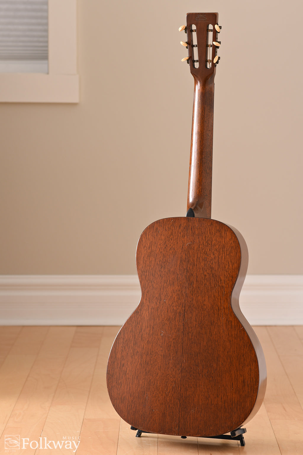 1928 Martin 0-18