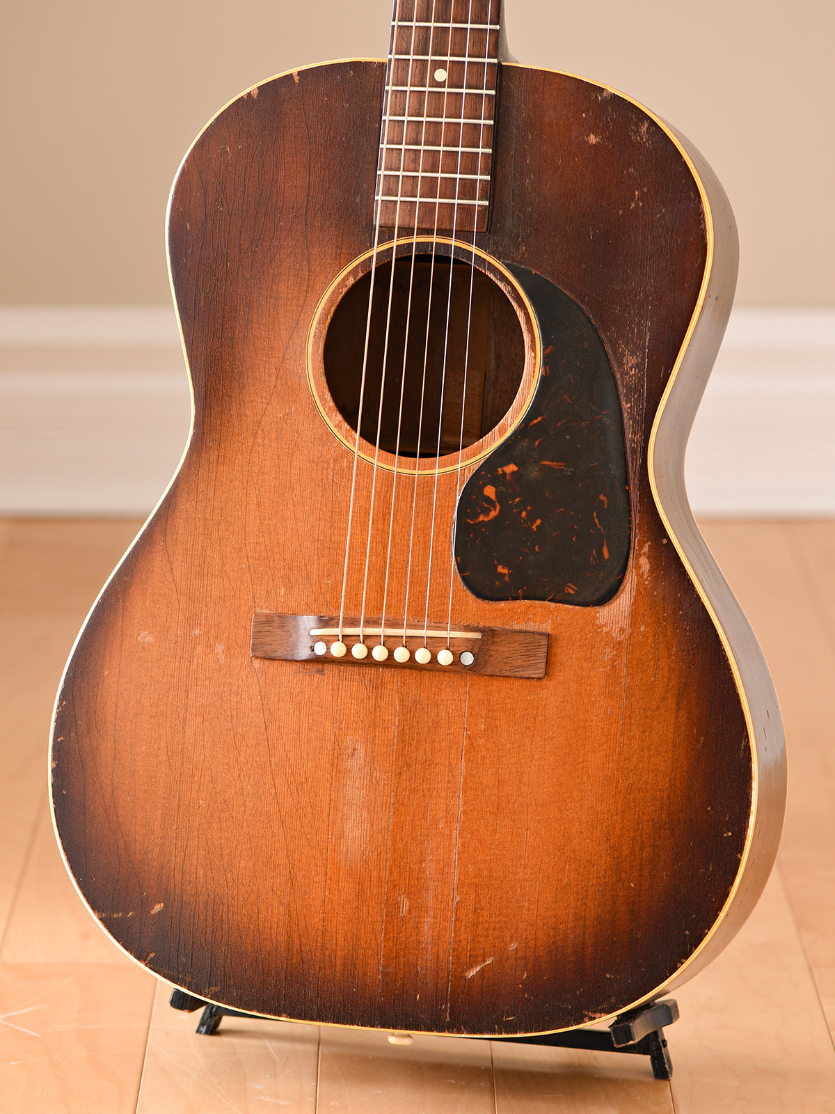 1946 Gibson LG-2