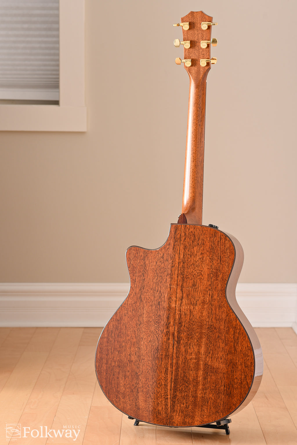 2013 Taylor Baritone-6 Mahogany