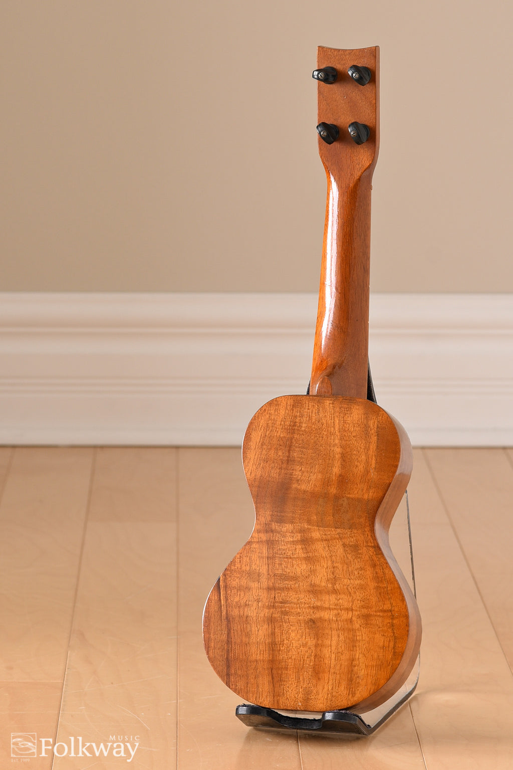 1920s Weissenborn Style 2