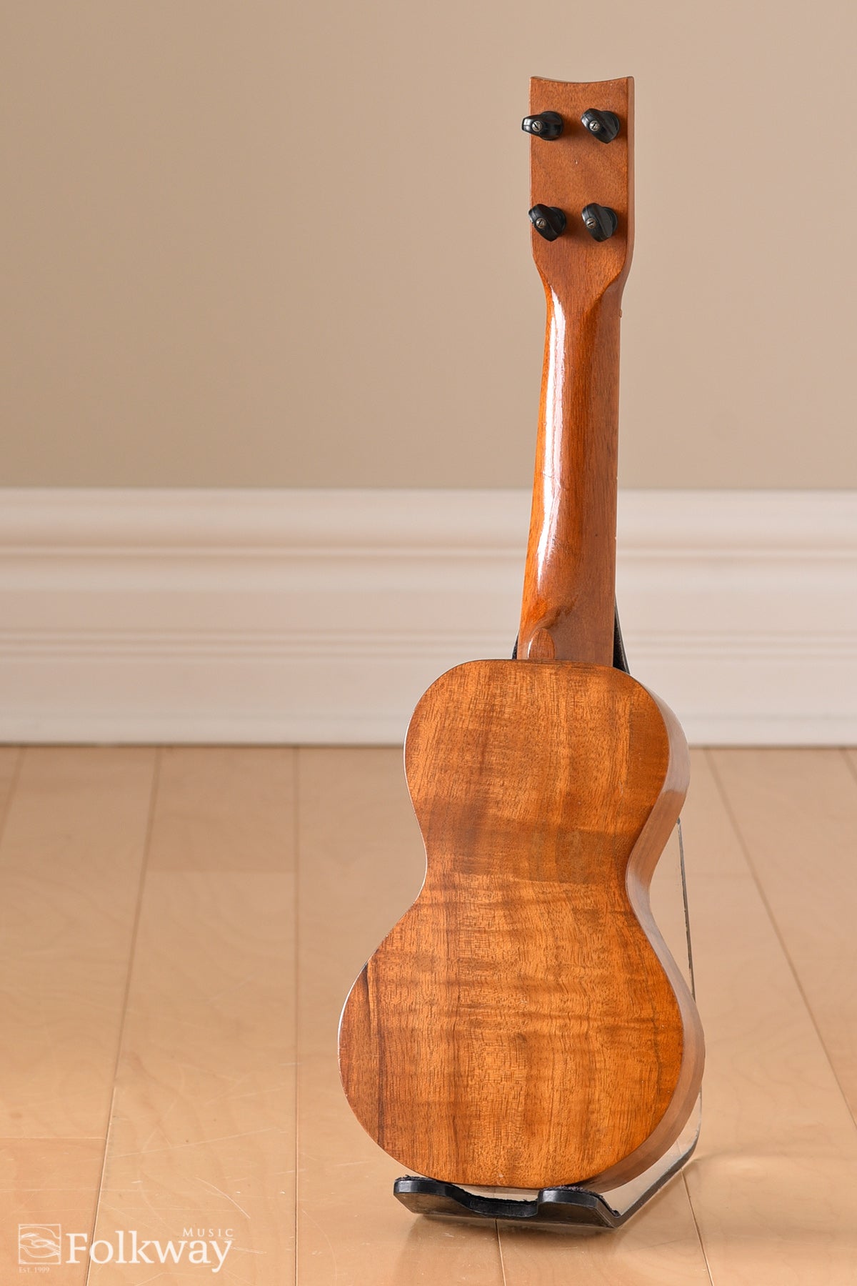 1920s Weissenborn Style 2