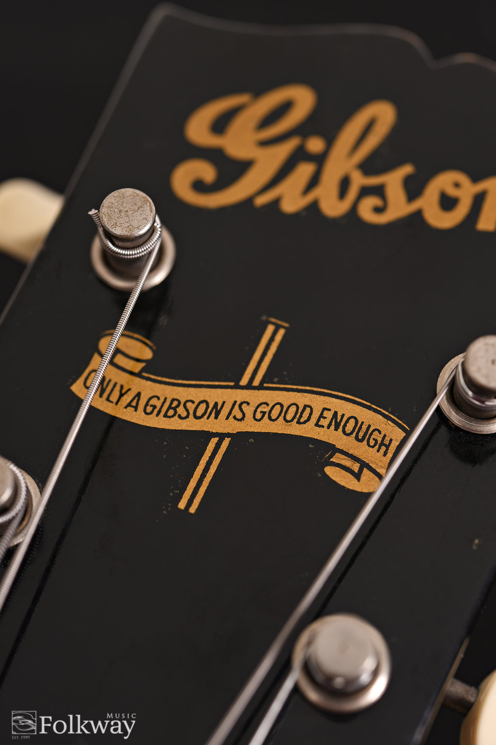c.1945 Gibson Banner L-50