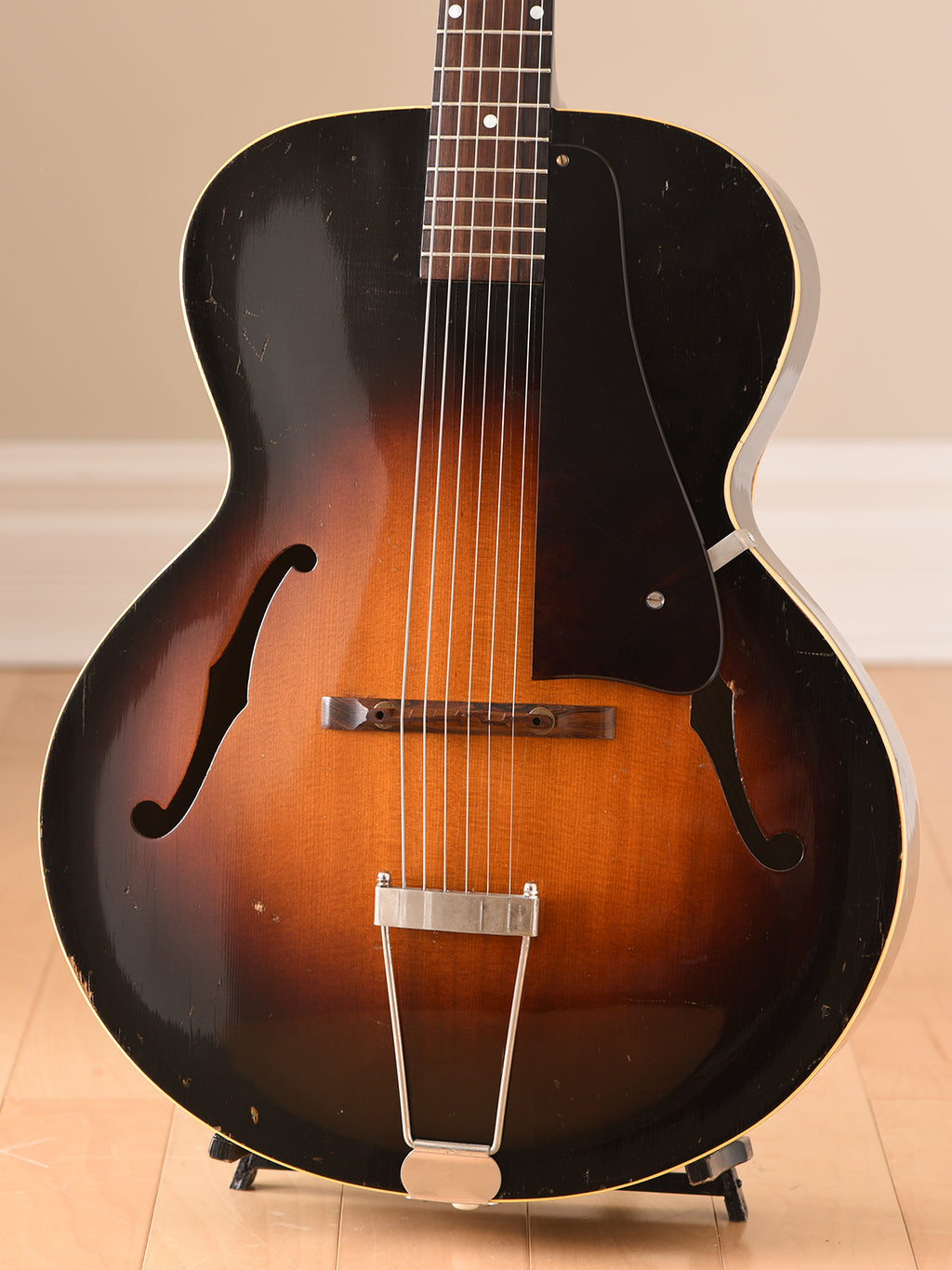 c.1945 Gibson Banner L-50
