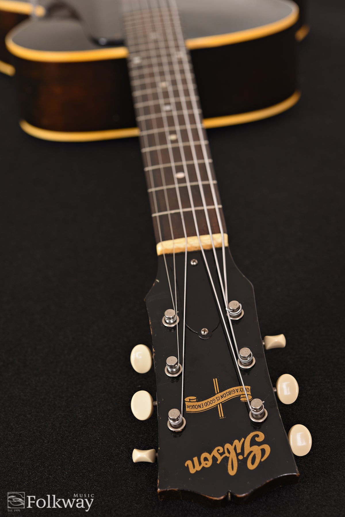 c.1945 Gibson Banner L-50
