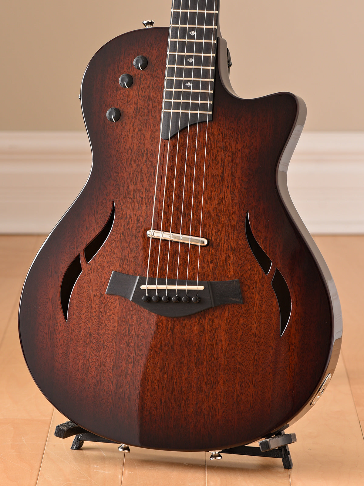2018 Taylor T5z Classic Dlx
