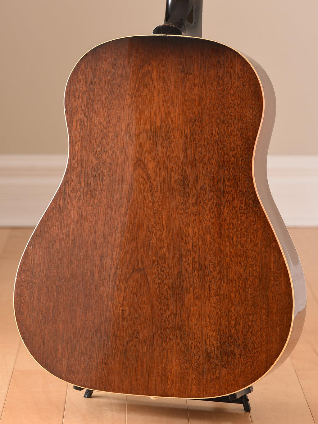 1945 Gibson Banner J-45